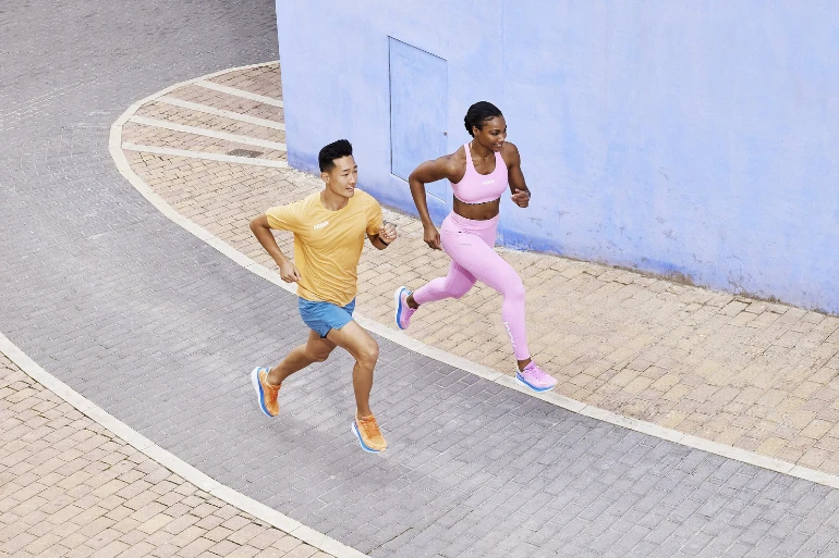 Two advanced runners on a run together