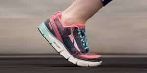 altra running shoes